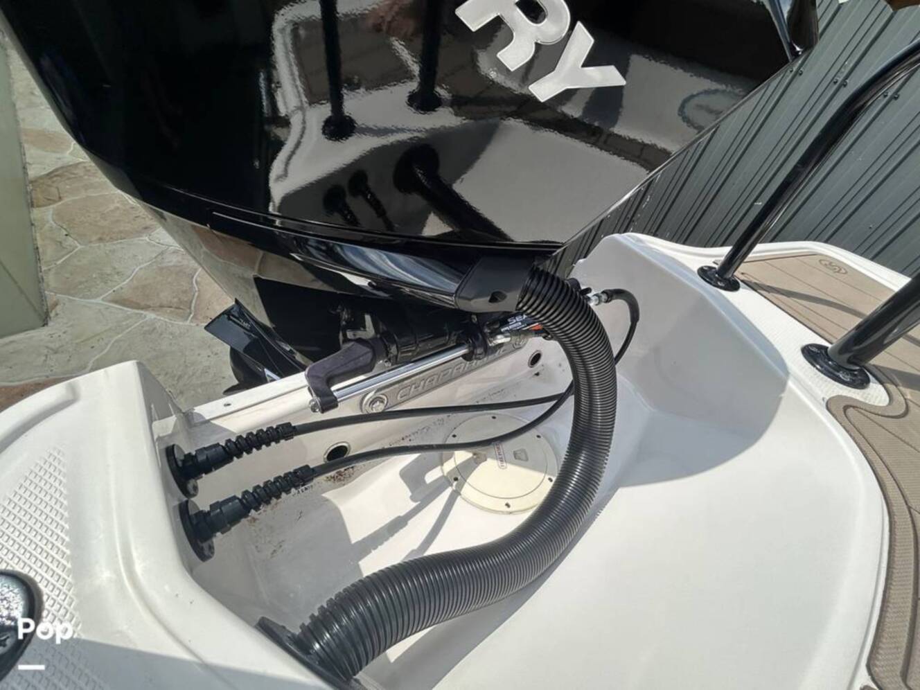 A photo of this 2022 Chaparral 23 SSi OB
