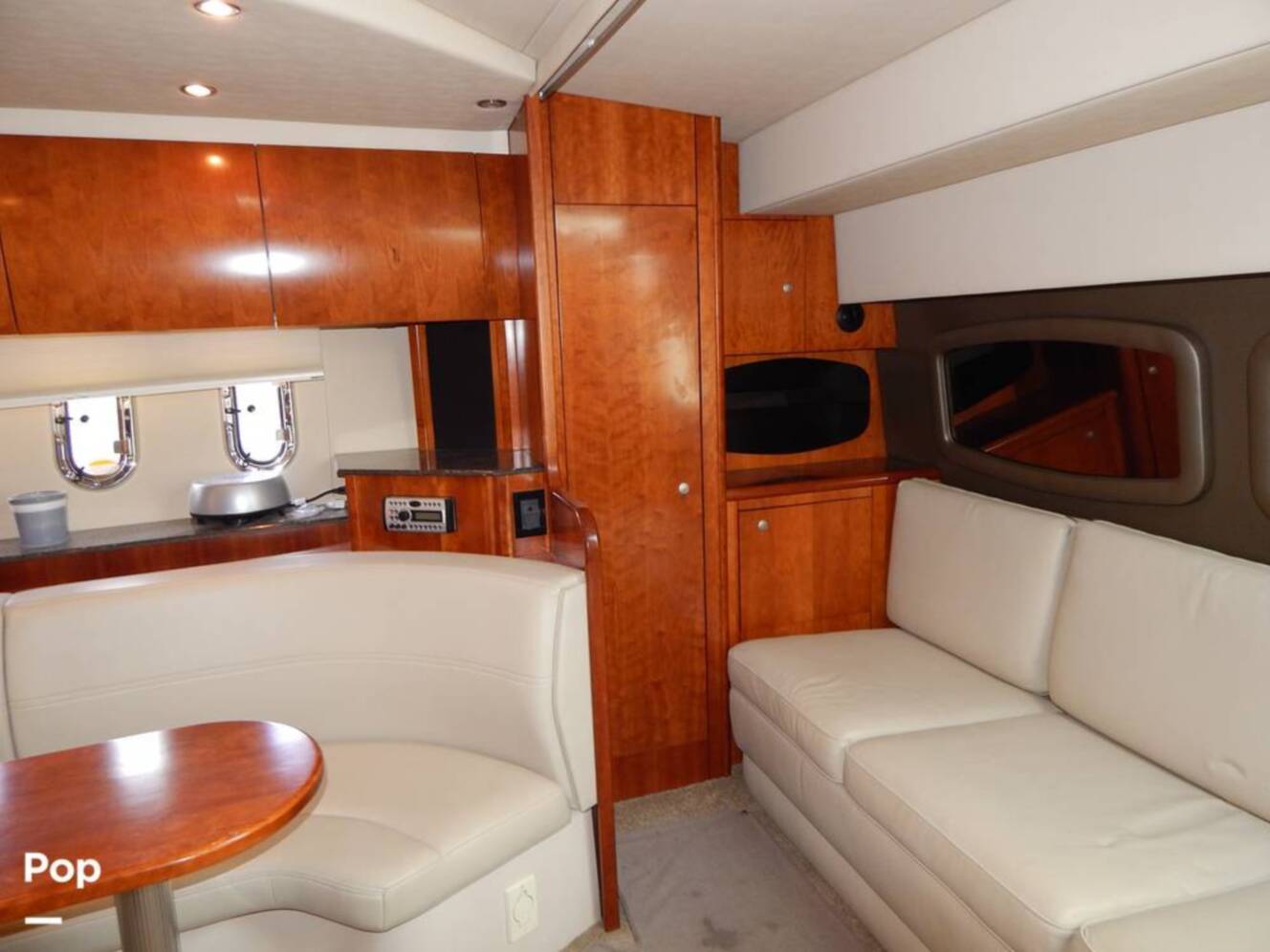 A photo of this 2007 Cruisers Yachts 390 Sports Coupe