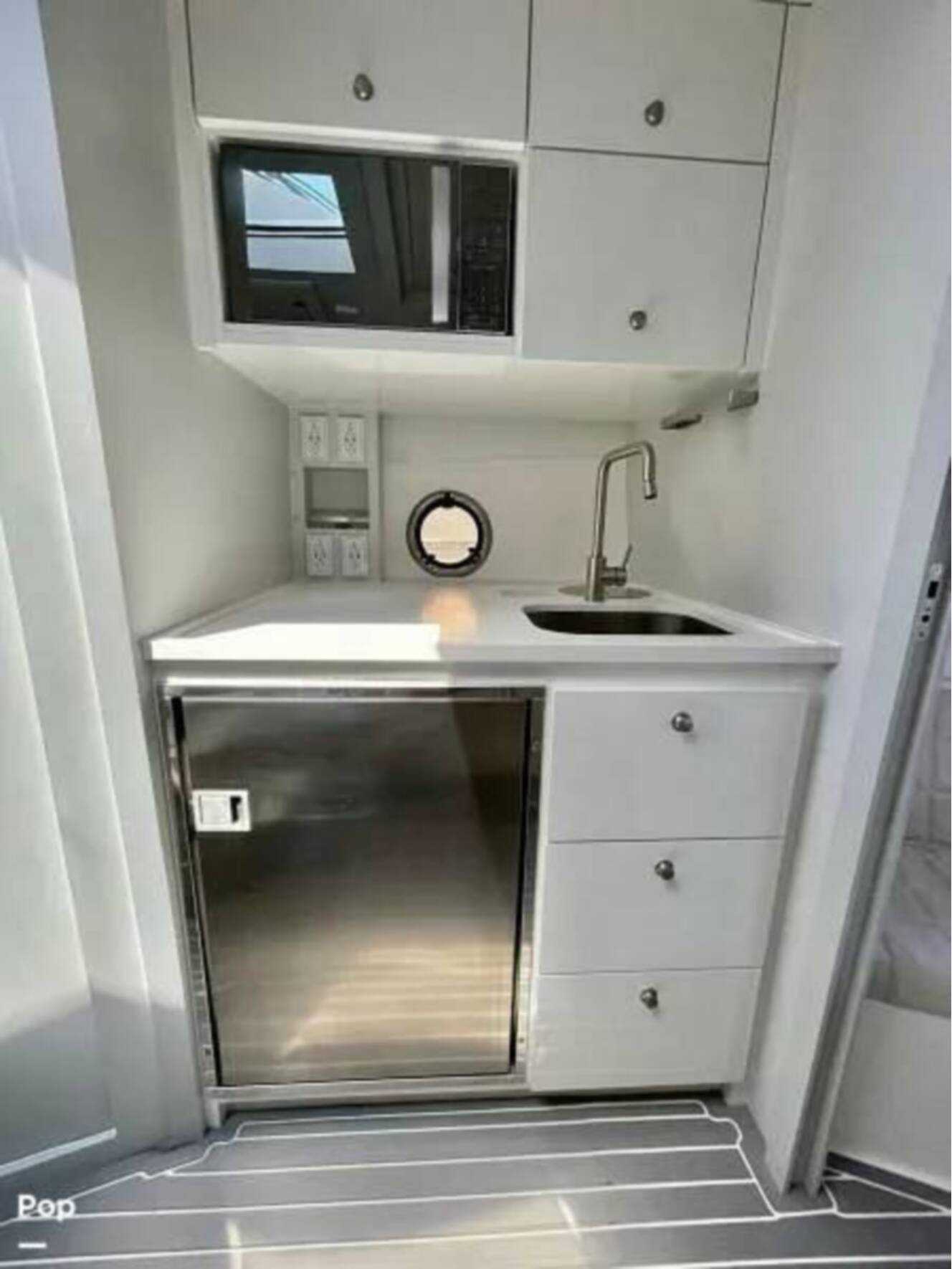 A photo of this 2021 Evolve Yachts 400HT