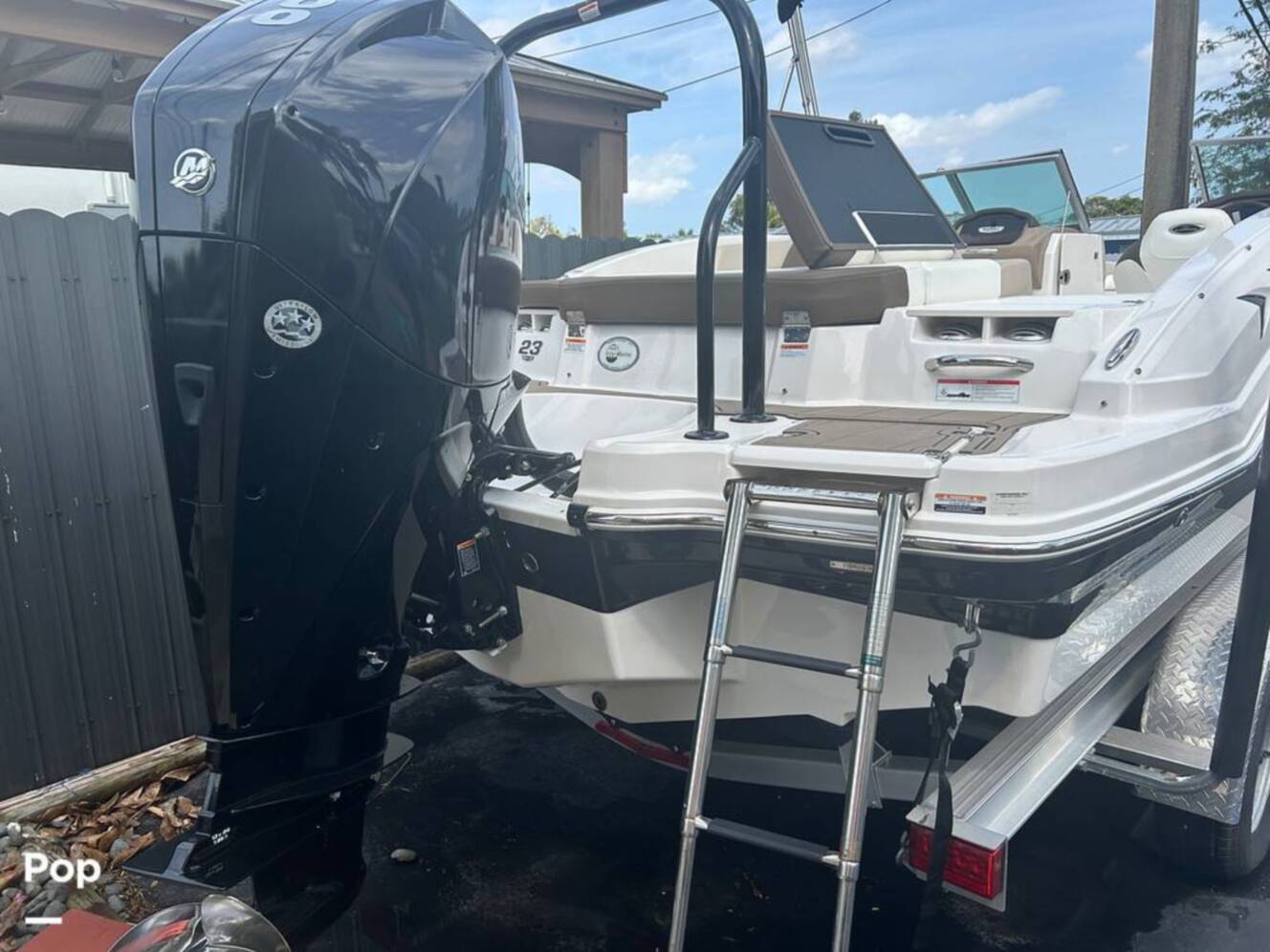 A photo of this 2022 Chaparral 23 SSi OB