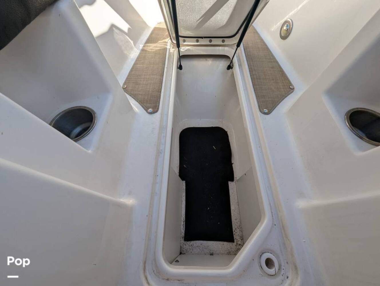 A photo of this 2018 Sea Ray SDX 290