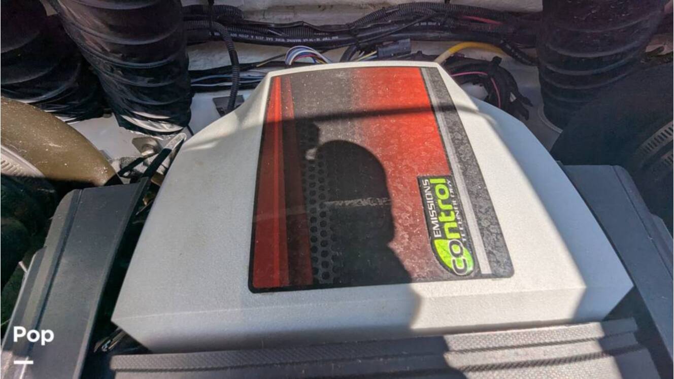 A photo of this 2021 Four Winns Horizon 230 RS