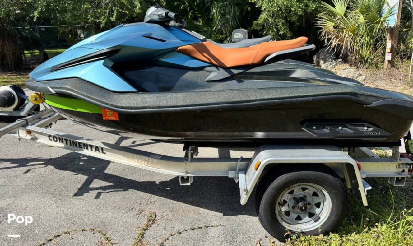 A photo of this 2022 Taiga Motors Orca Carbon