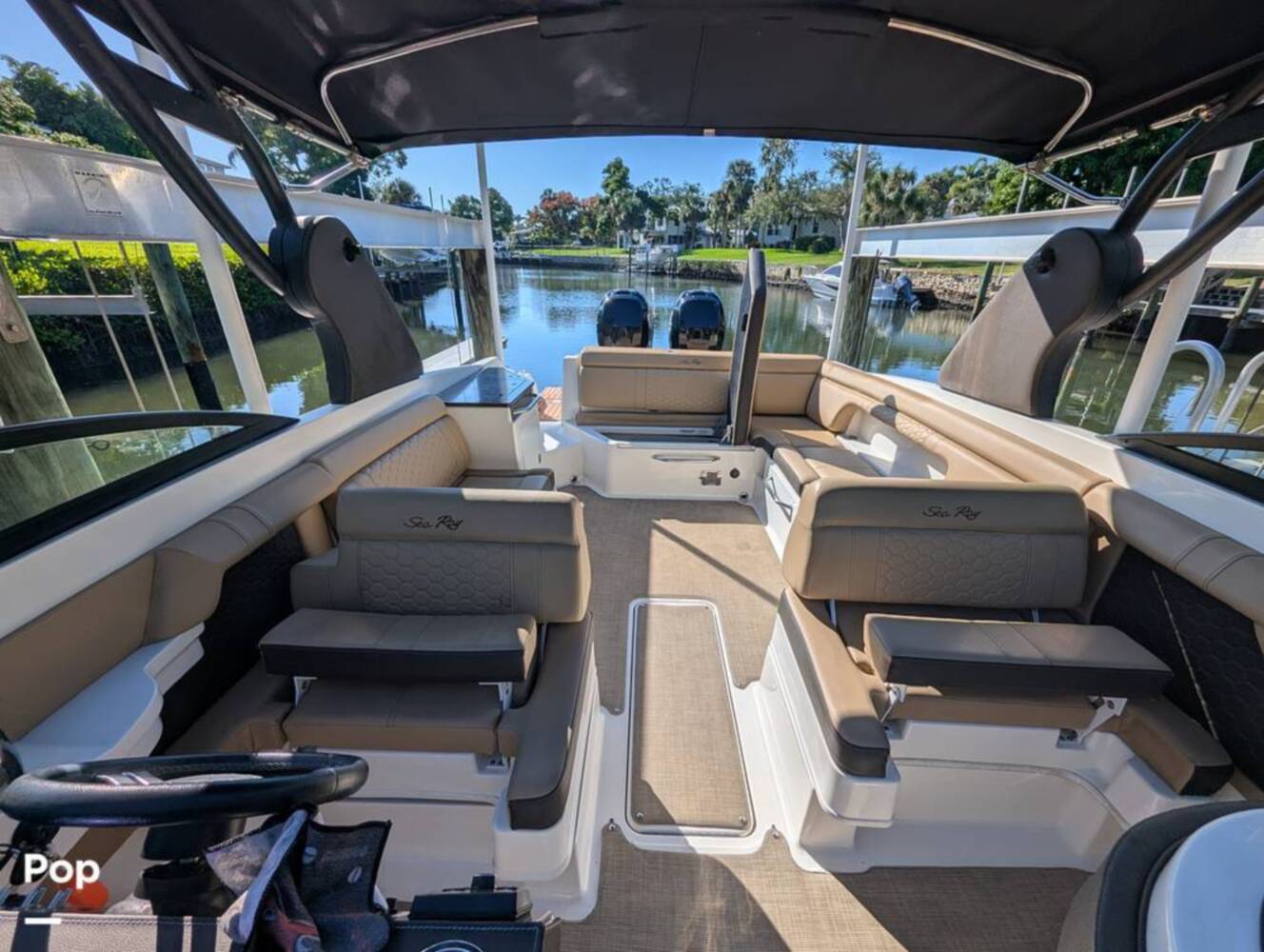 A photo of this 2018 Sea Ray SDX 290