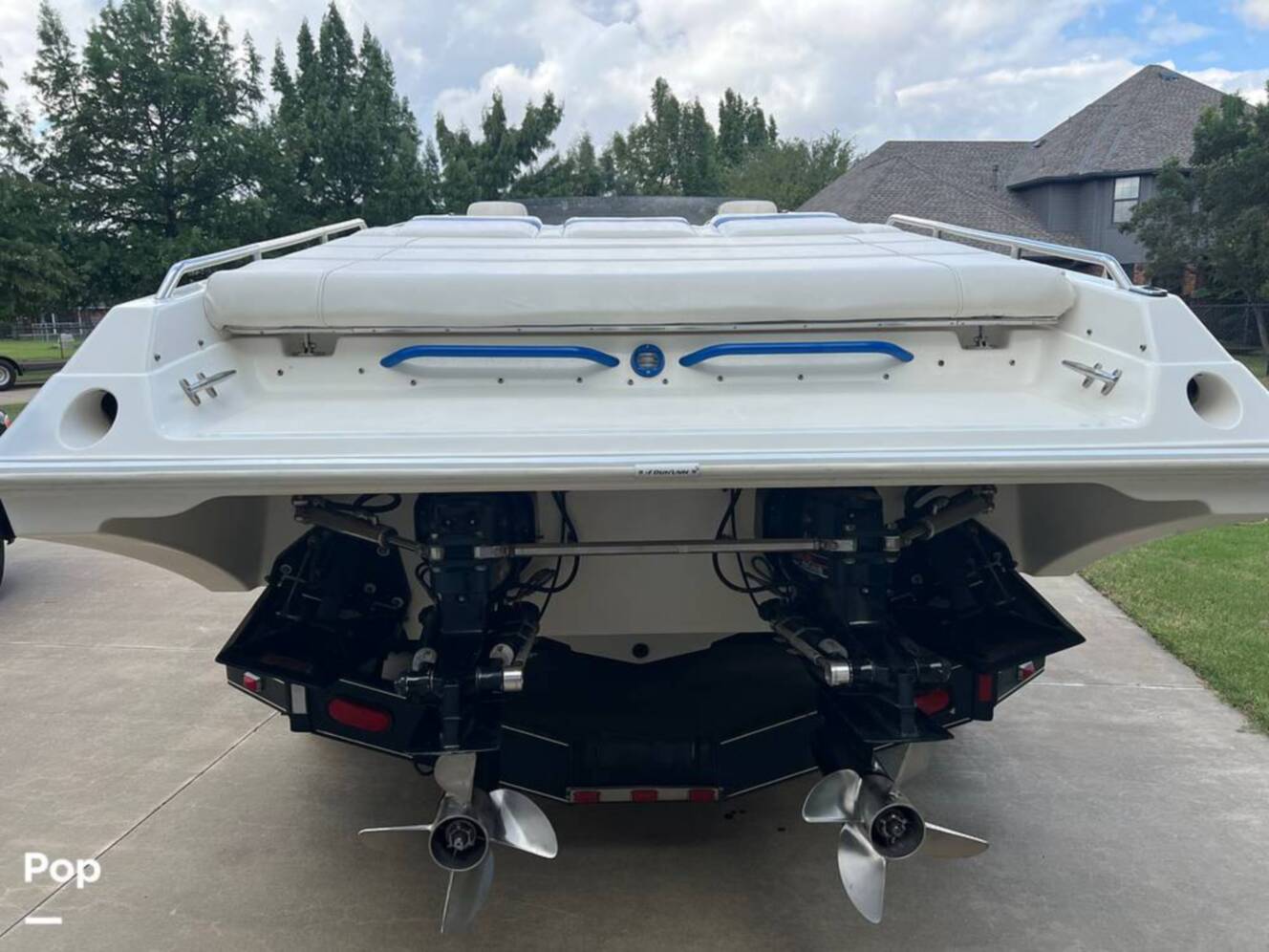A photo of this 1998 Fountain 32 Fever