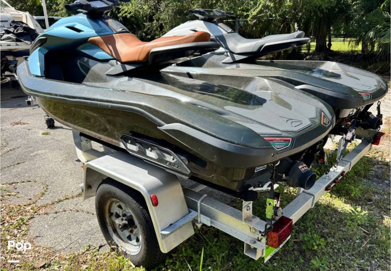 A photo of this 2022 Taiga Motors Orca Carbon