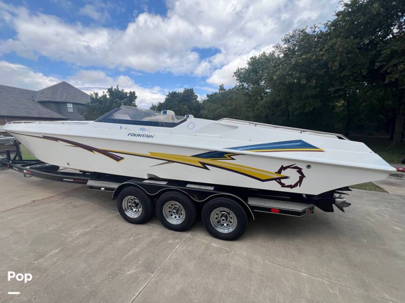 A photo of this 1998 Fountain 32 Fever