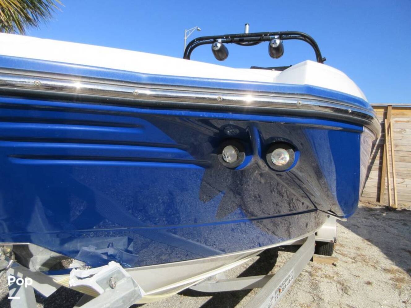 A photo of this 2019 Monterey M45
