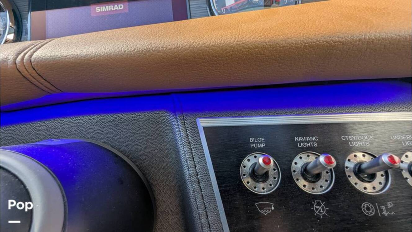 A photo of this 2021 Four Winns Horizon 230 RS