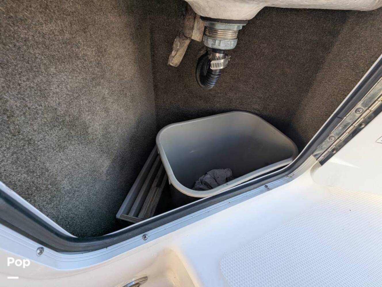 A photo of this 2018 Sea Ray SDX 290