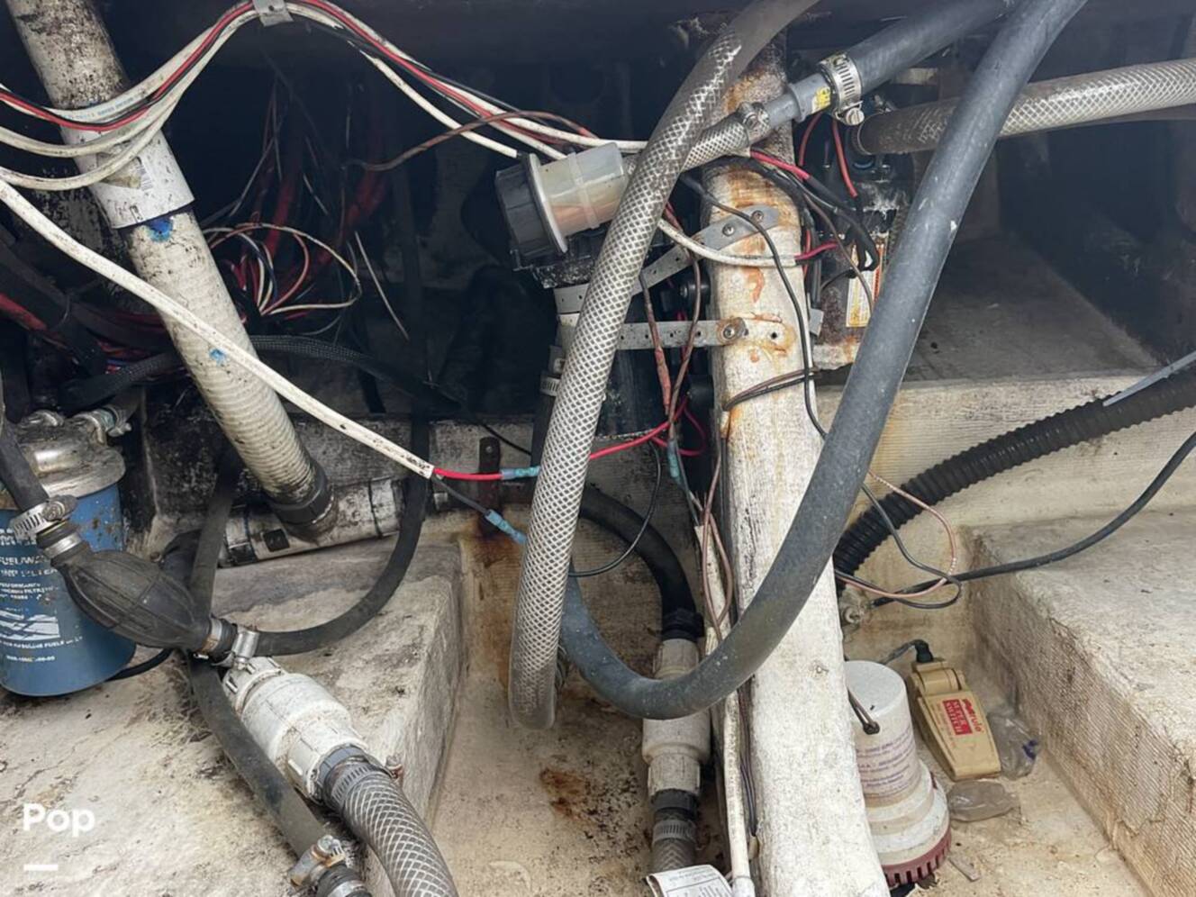 A photo of this 2003 Fountain 37