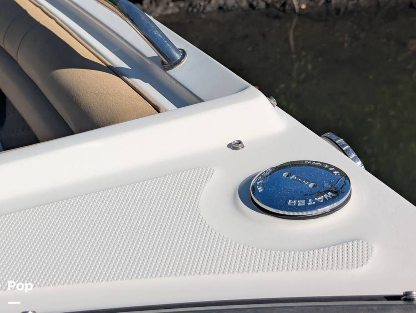 A photo of this 2018 Sea Ray SDX 290