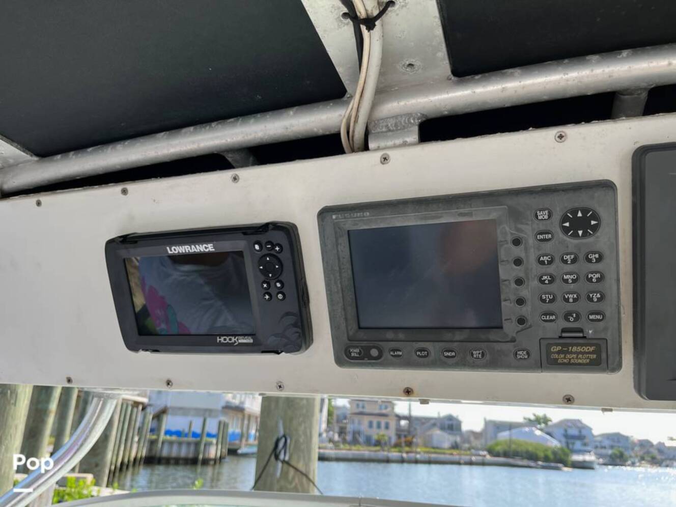 A photo of this 1996 Fountain Sportfish Cruiser