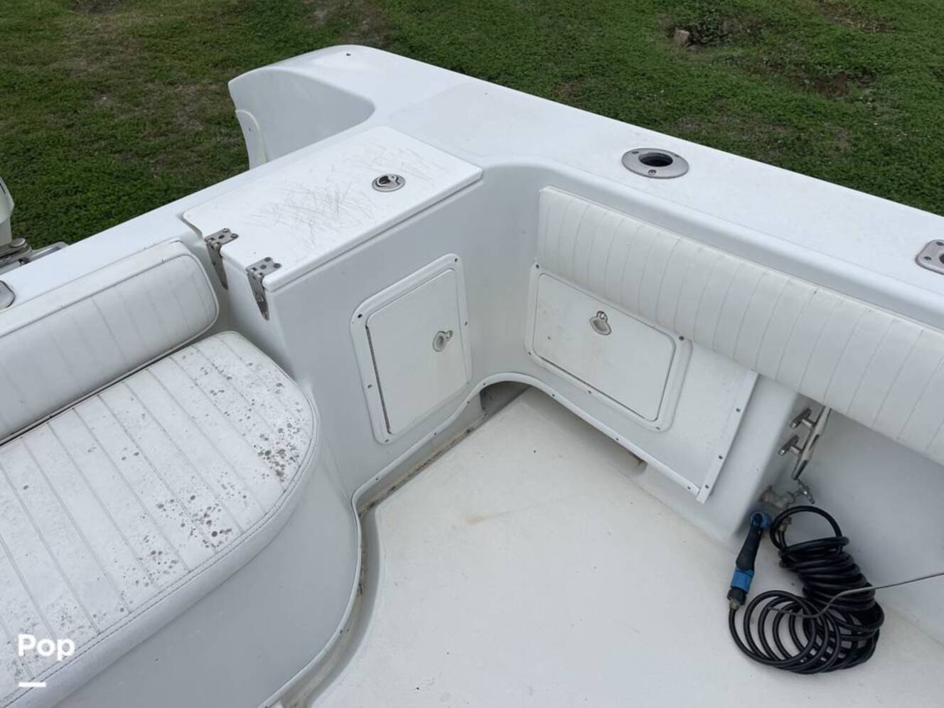 A photo of this 2003 Fountain 37