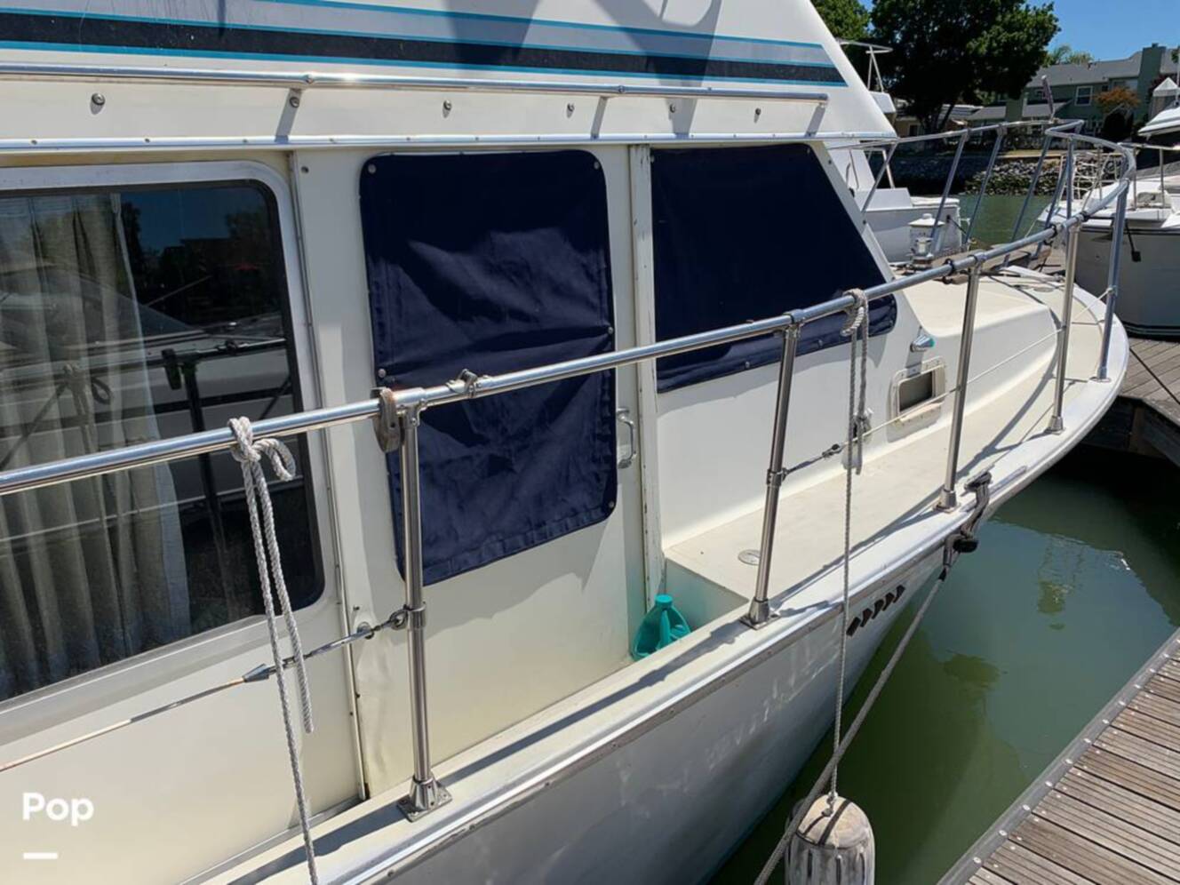 A photo of this 1981 Tollycraft 34 Tri-Cabin