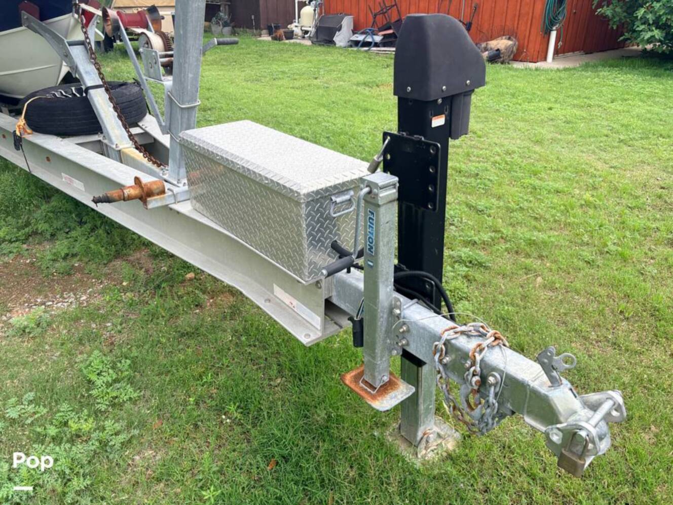 A photo of this 2009 Fountain LX 38