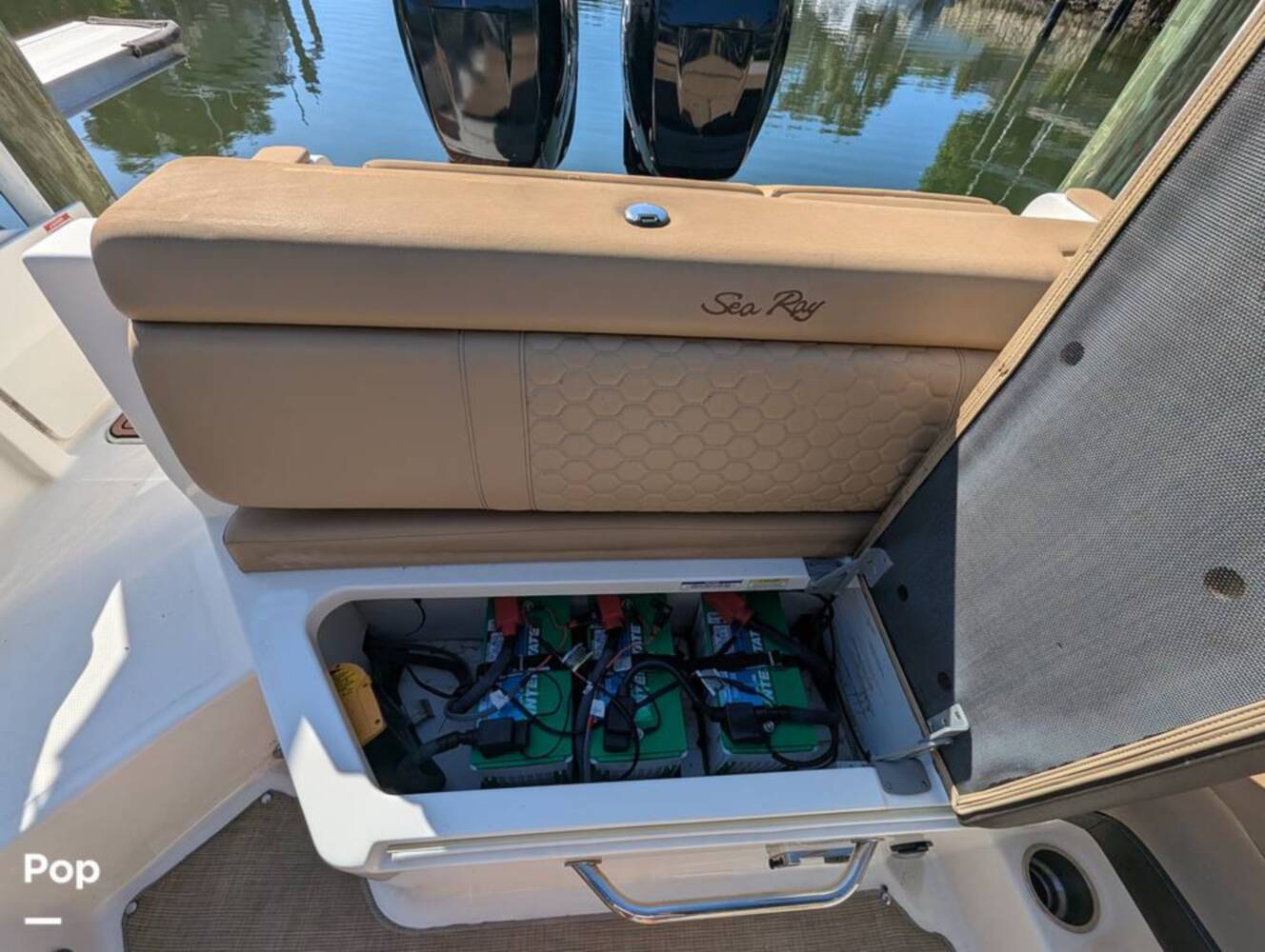 A photo of this 2018 Sea Ray SDX 290
