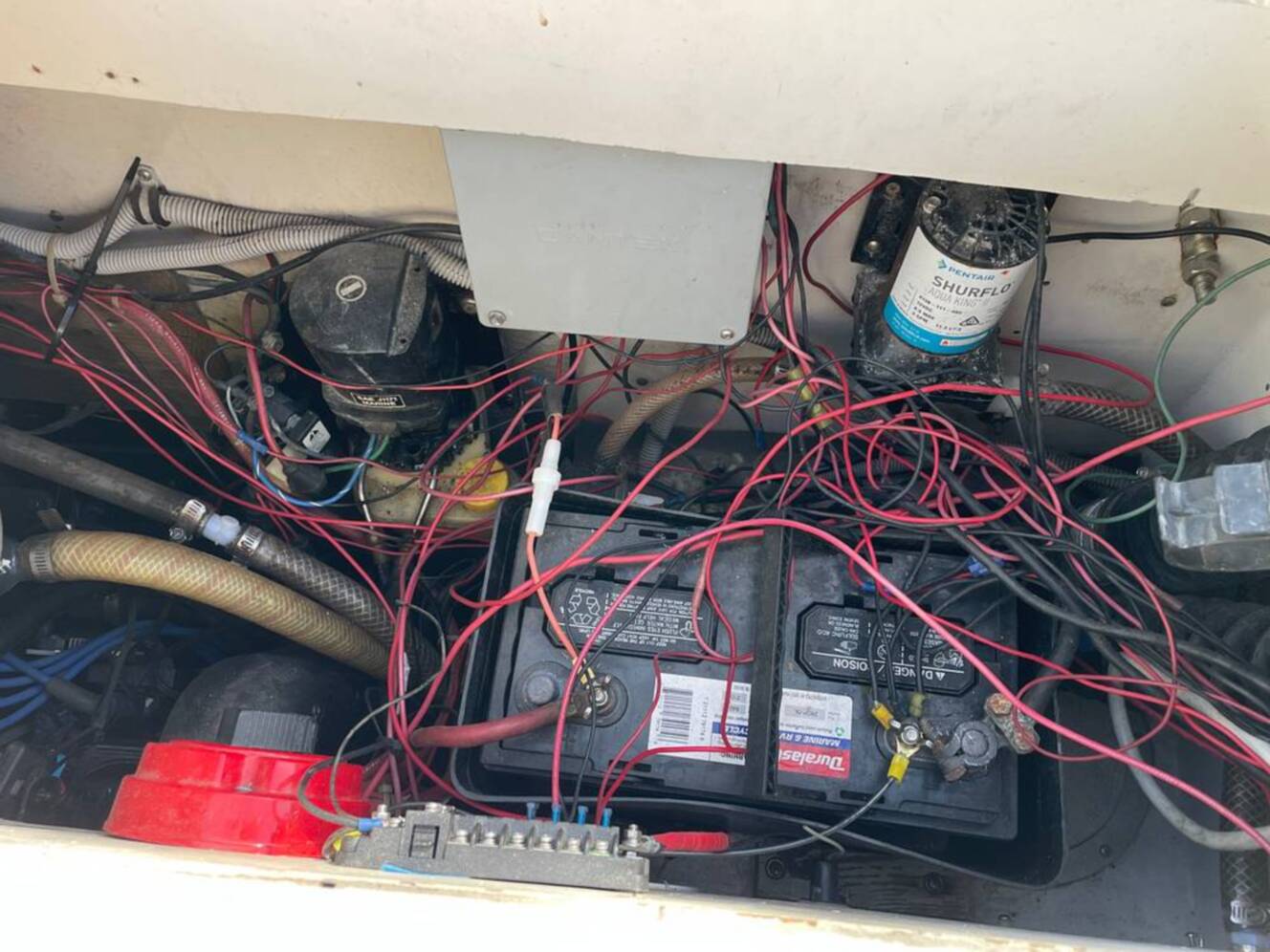 A photo of this 1990 Wellcraft 250 Sportsman