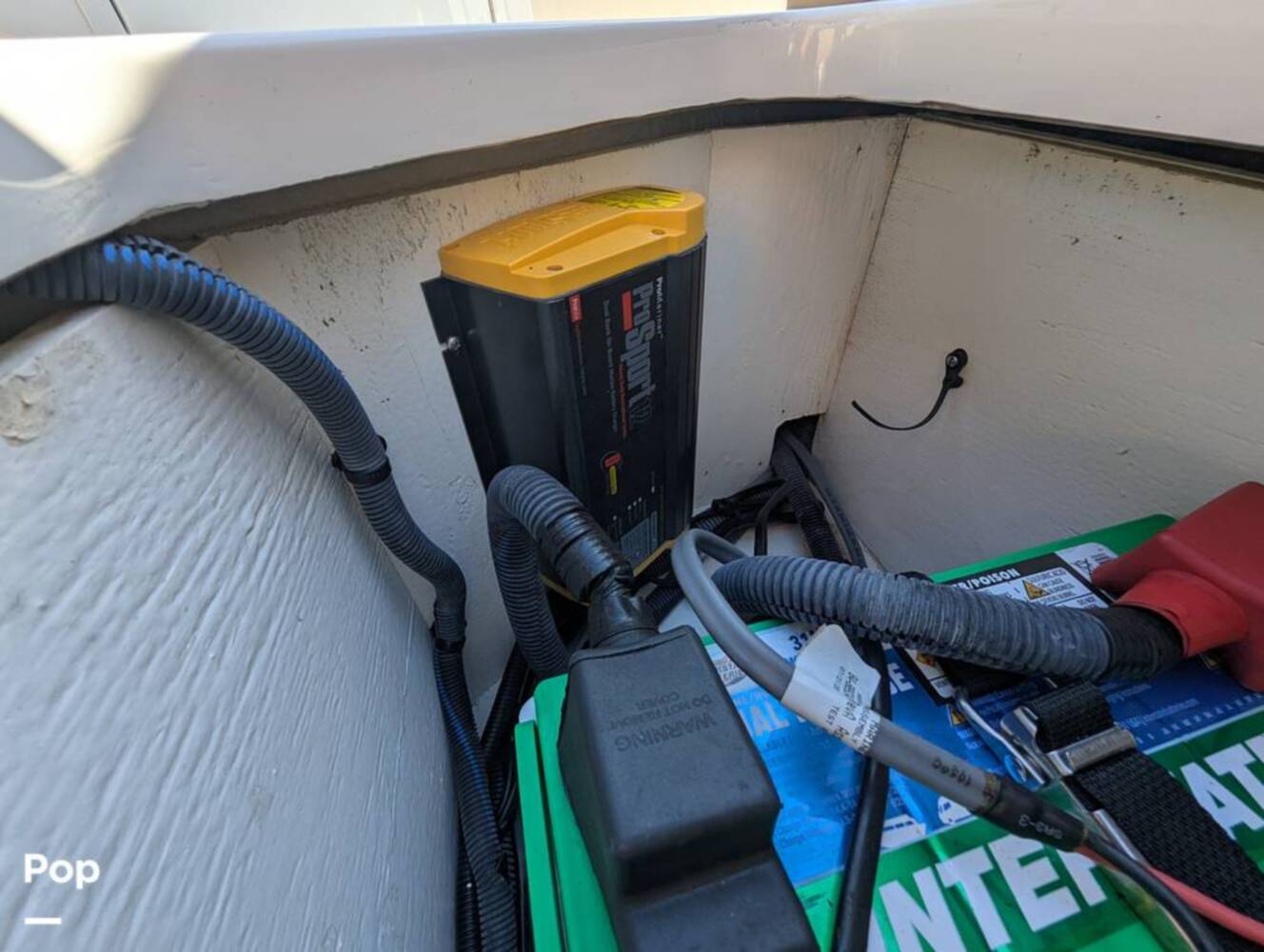 A photo of this 2018 Sea Ray SDX 290