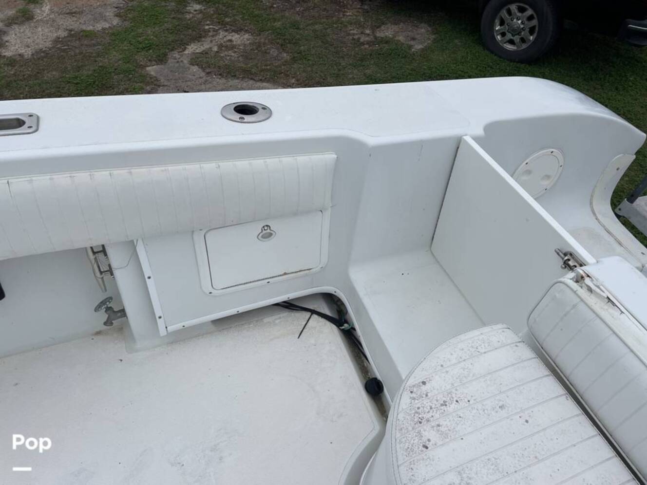 A photo of this 2003 Fountain 37