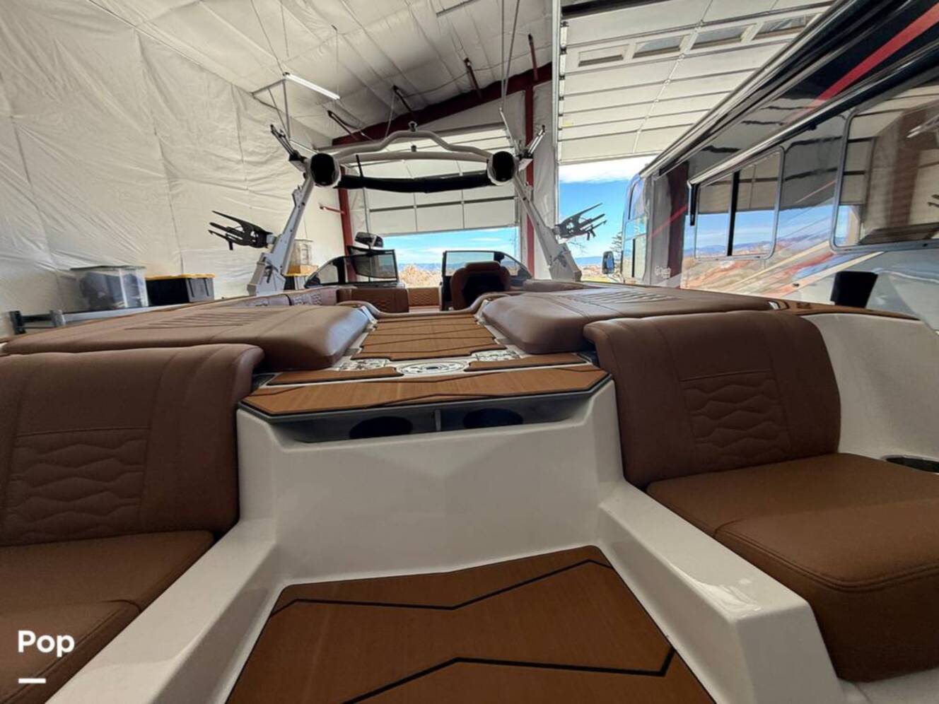A photo of this 2025 Malibu Wakesetter 24 MXZ