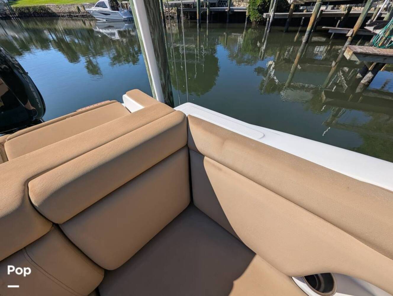 A photo of this 2018 Sea Ray SDX 290