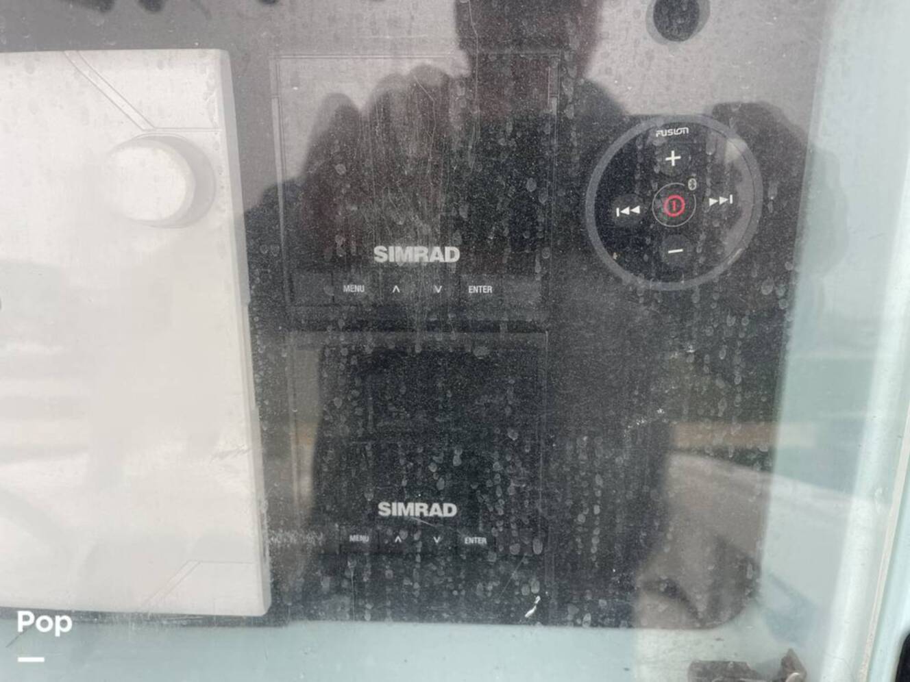 A photo of this 2003 Fountain 37