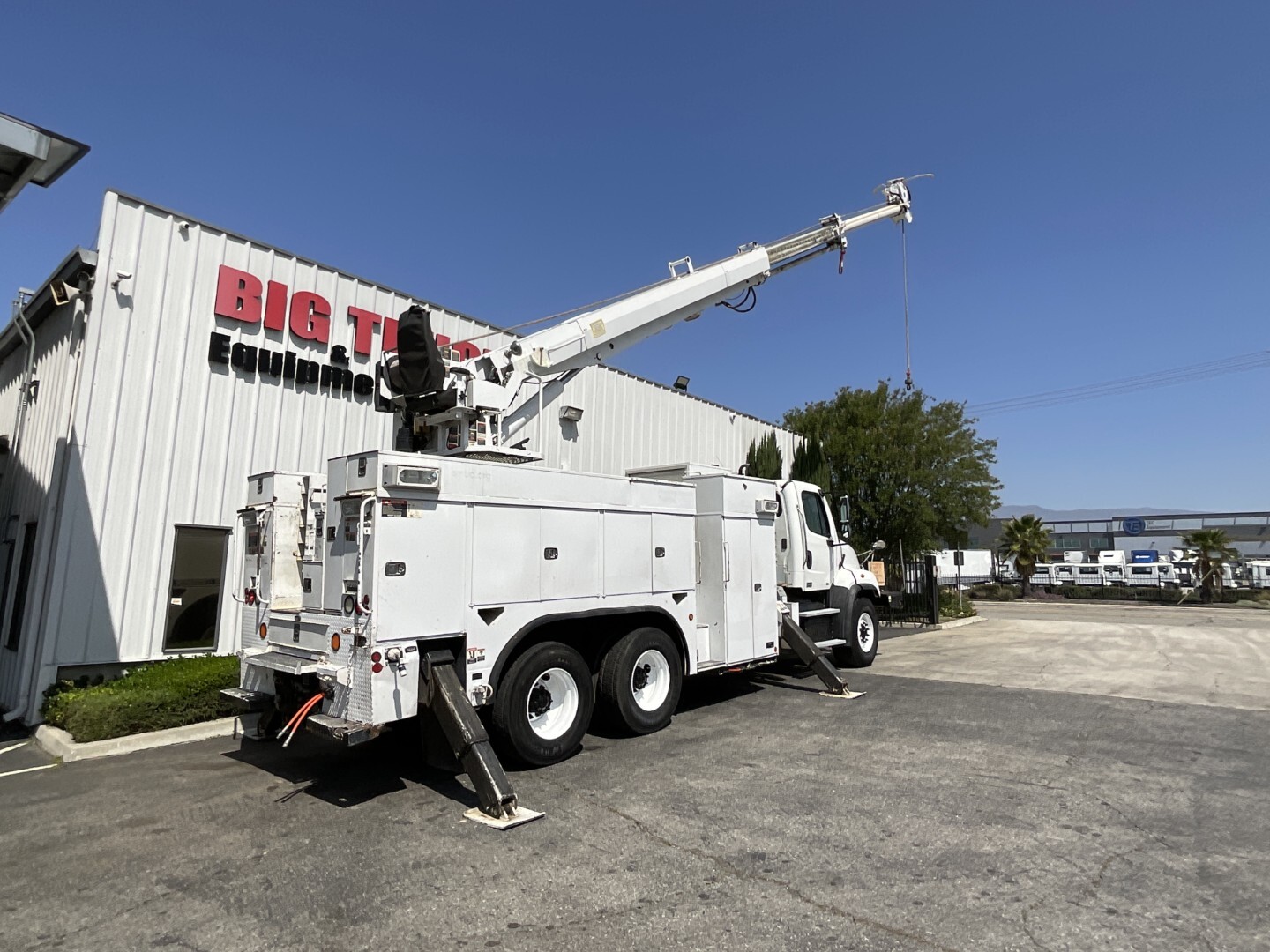 2013 Altec - Used 2013 ALTEC Digger Derricks Norwalk, CA