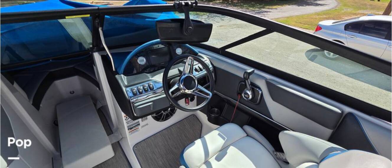 A photo of this 2019 Regal 2100 RX