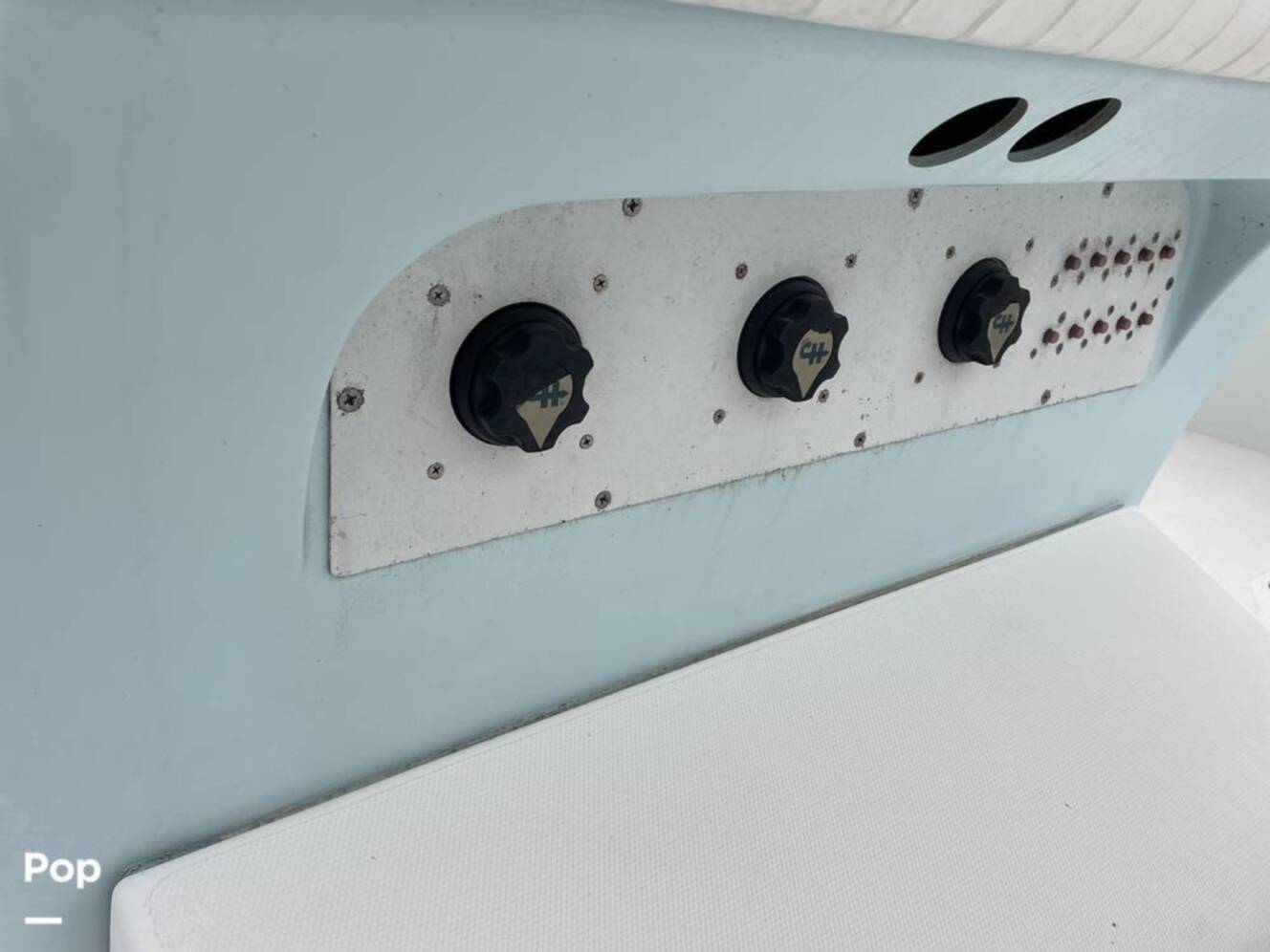 A photo of this 2003 Fountain 37