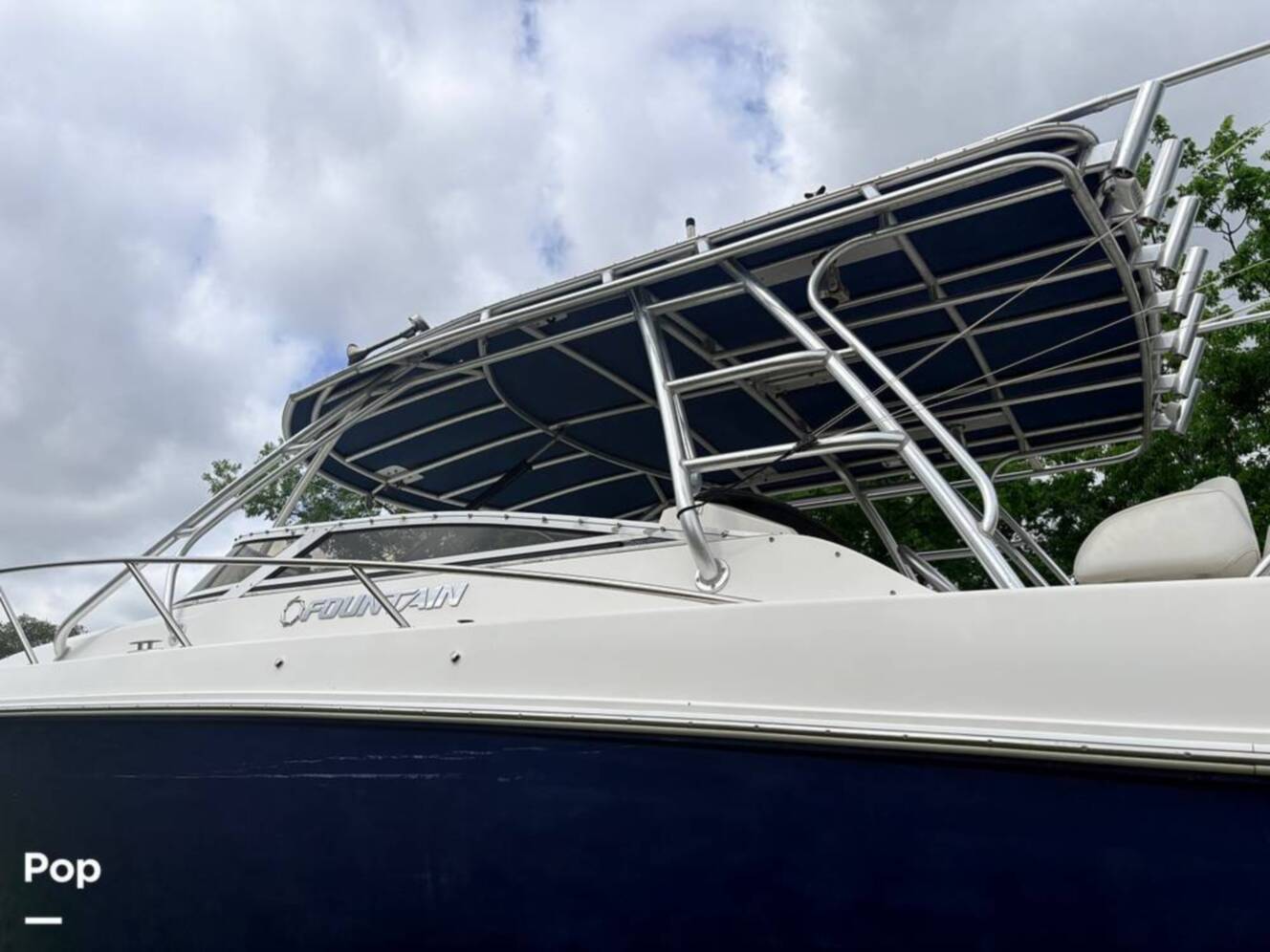 A photo of this 2009 Fountain LX 38