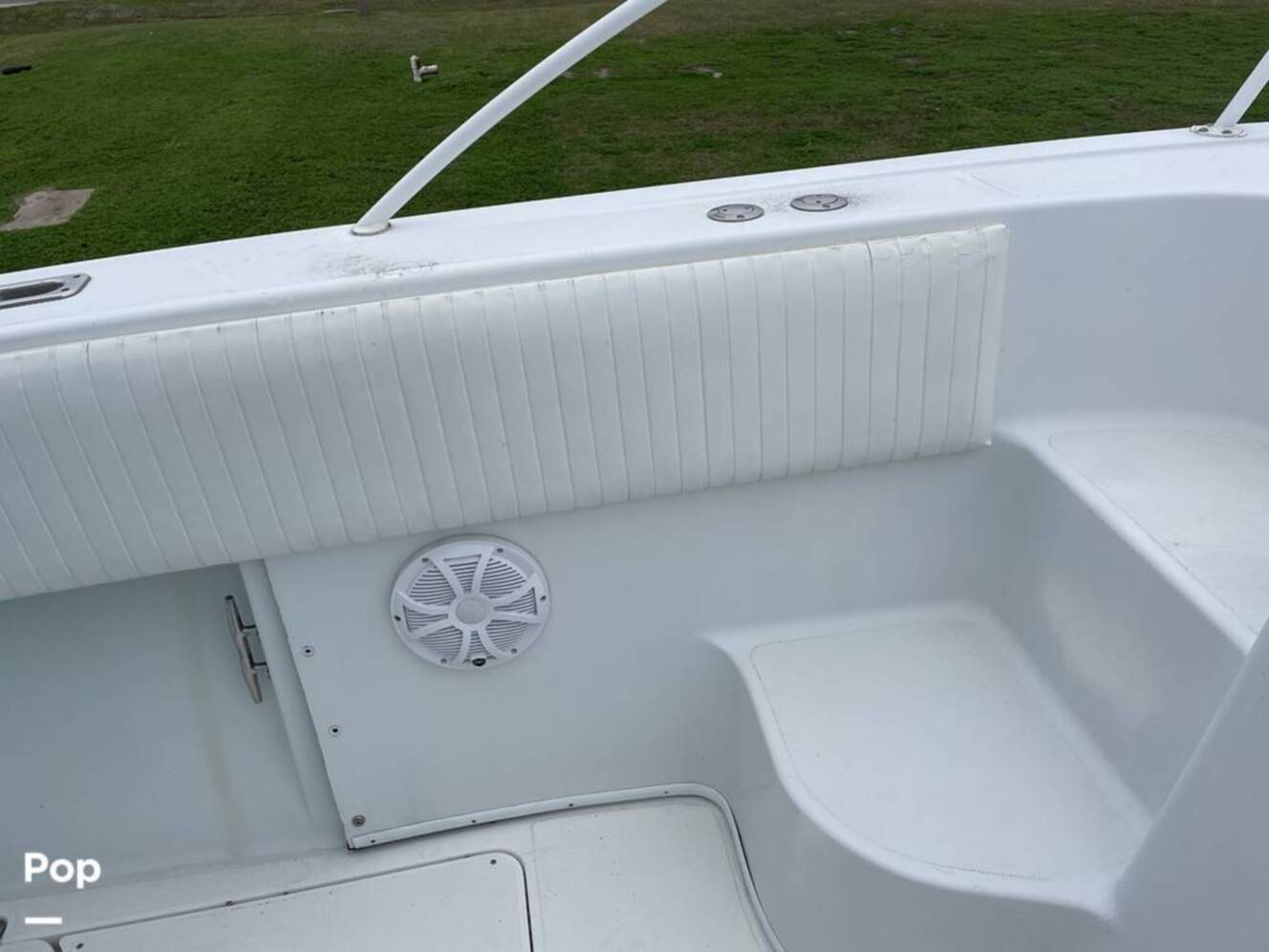 A photo of this 2003 Fountain 37
