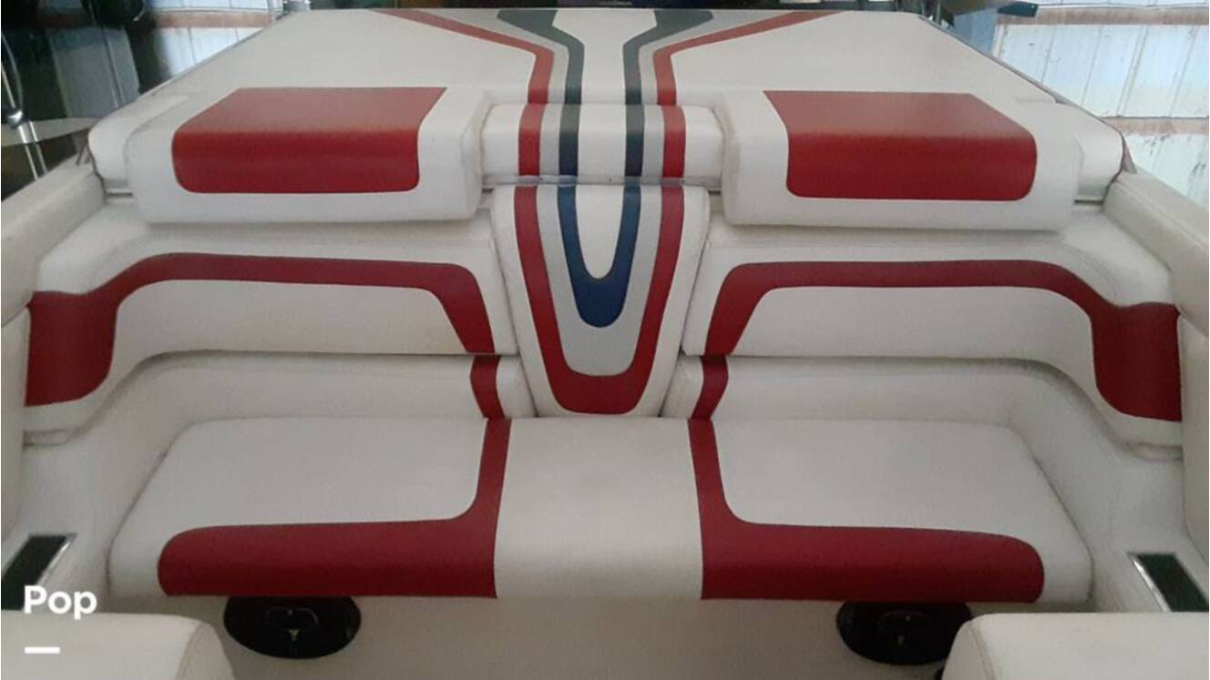 A photo of this 1989 Fountain Fever 38