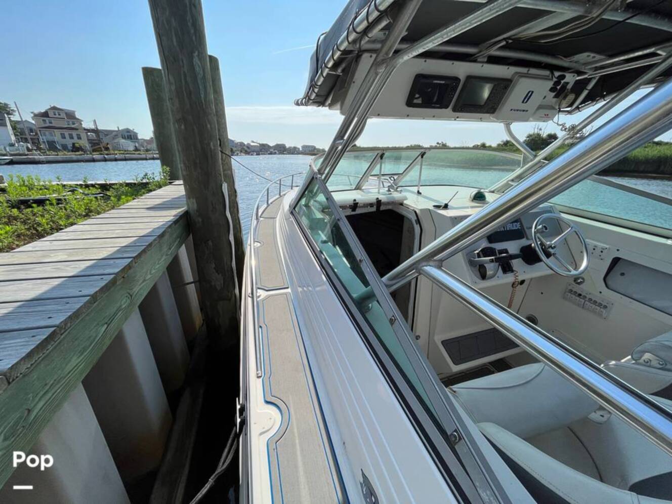 A photo of this 1996 Fountain Sportfish Cruiser