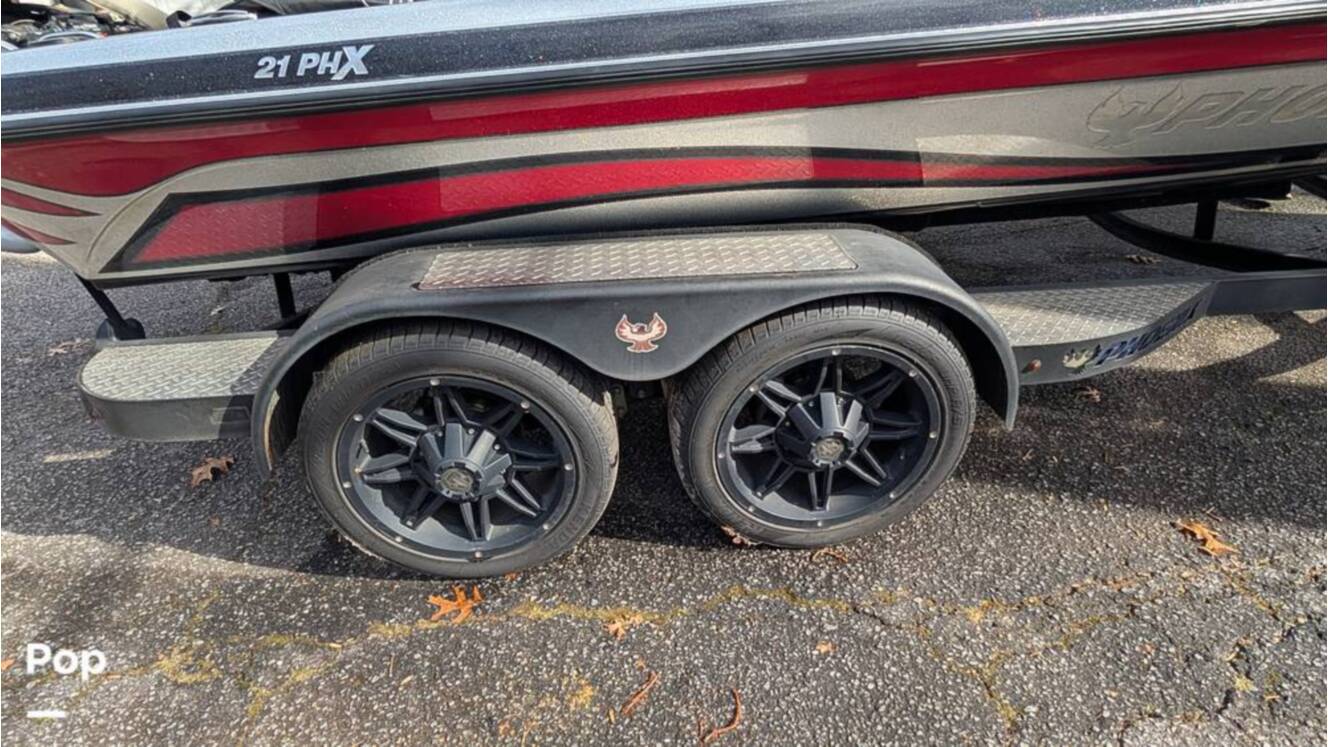 A photo of this 2023 Phoenix 21 PHX
