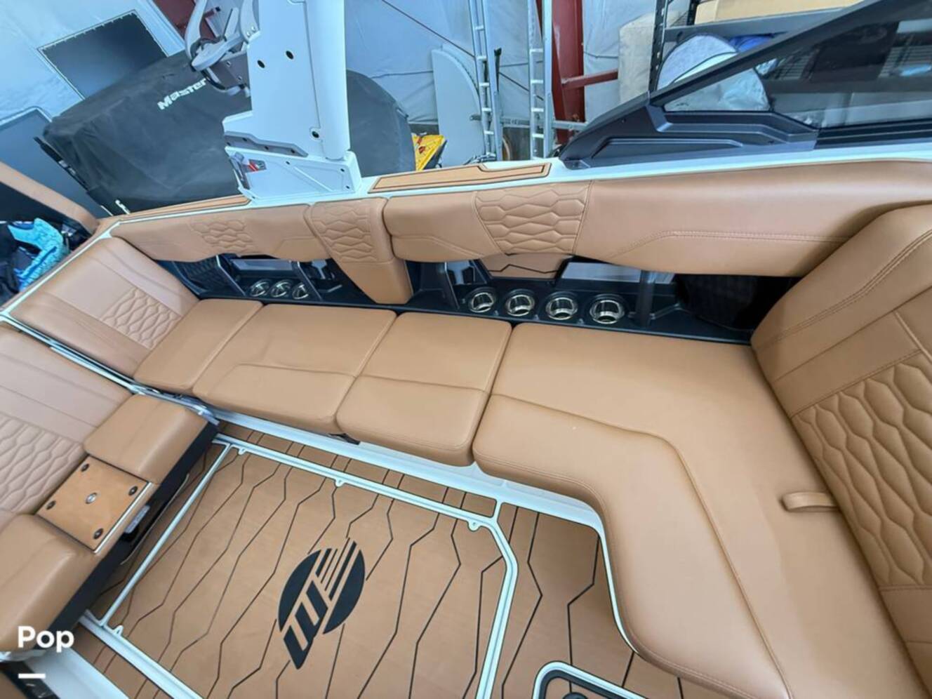 A photo of this 2025 Malibu Wakesetter 24 MXZ