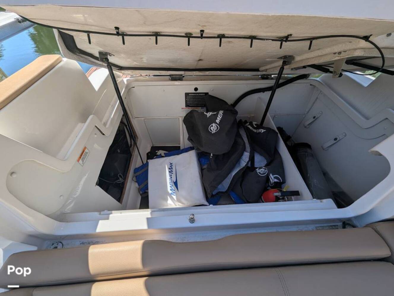 A photo of this 2018 Sea Ray SDX 290