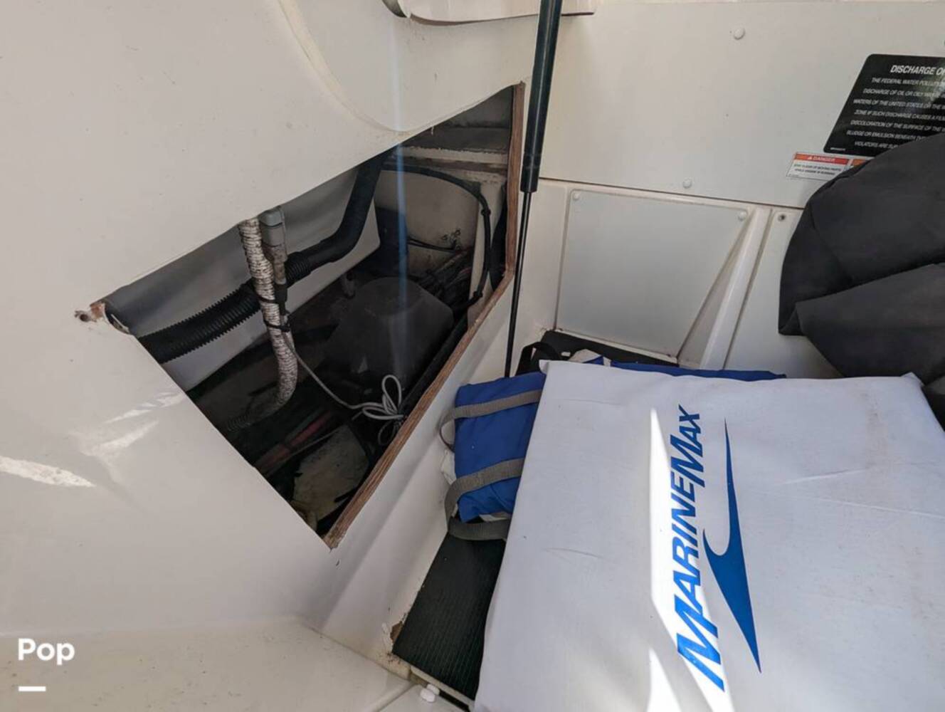 A photo of this 2018 Sea Ray SDX 290