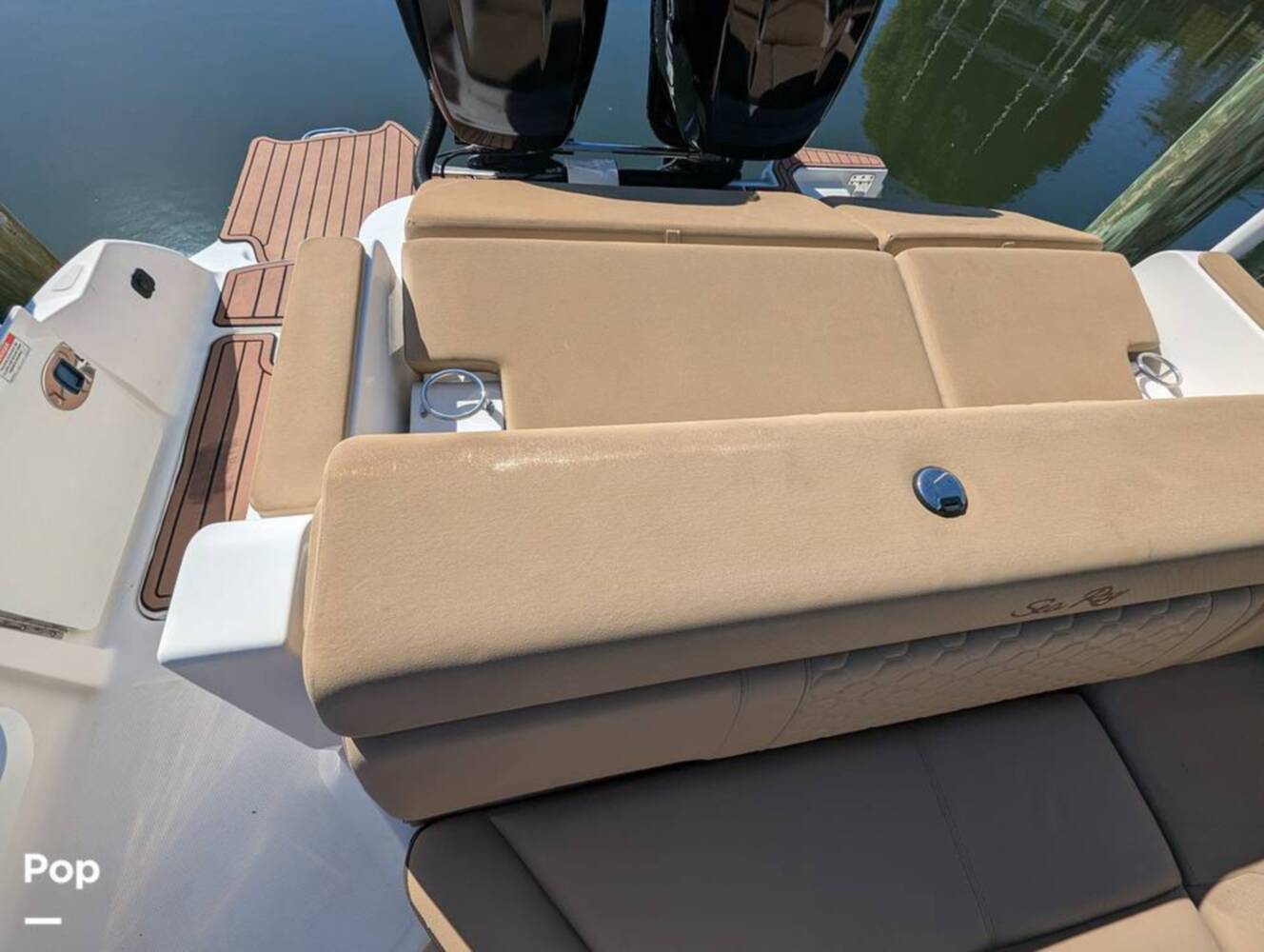 A photo of this 2018 Sea Ray SDX 290