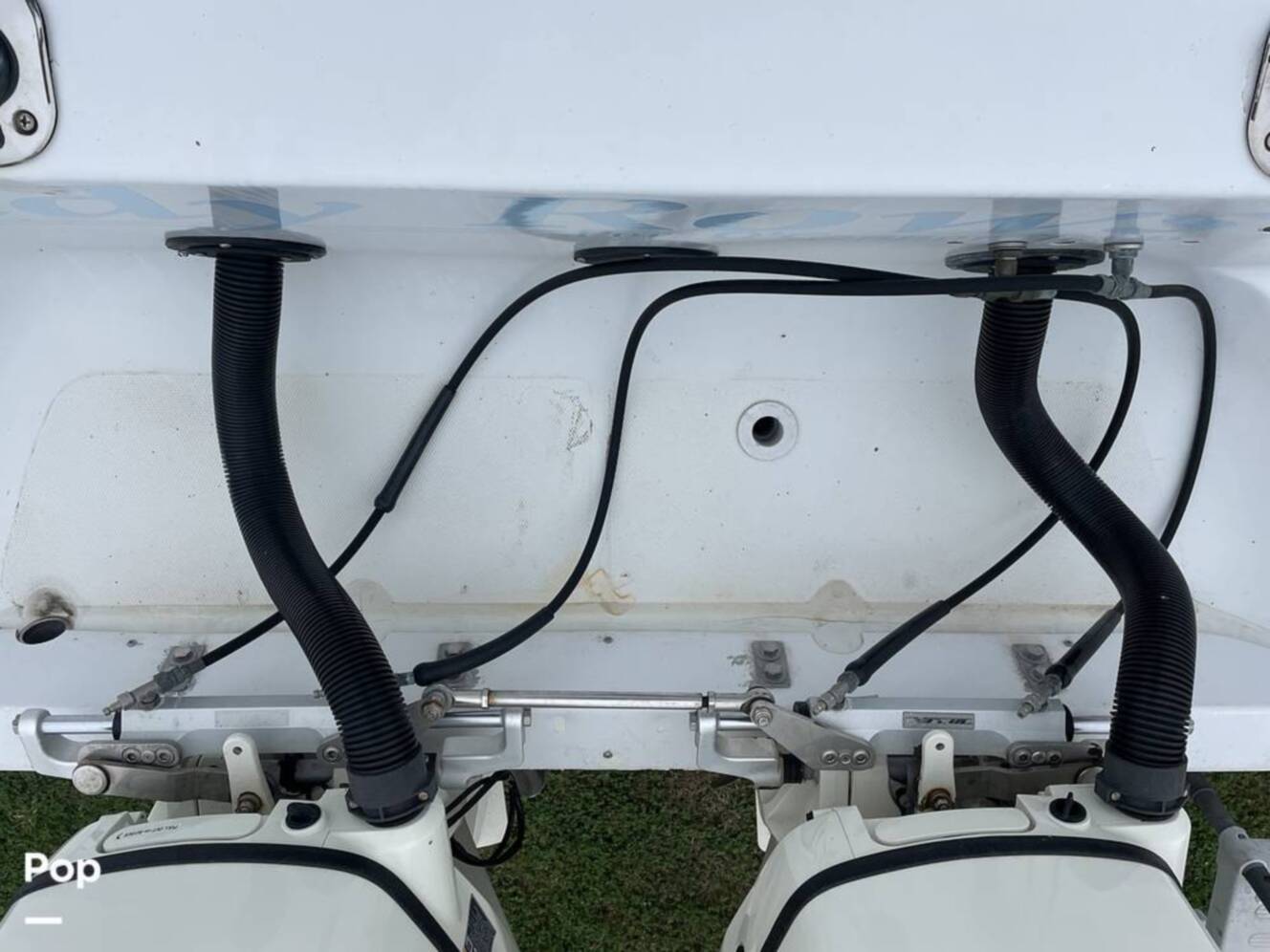 A photo of this 2003 Fountain 37