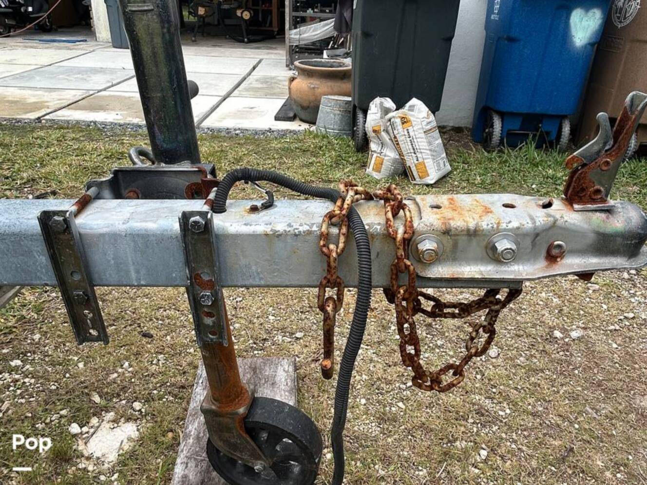 A photo of this 2004 Contender 23 Open