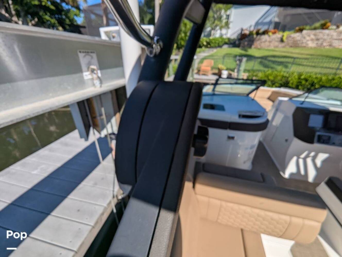 A photo of this 2018 Sea Ray SDX 290