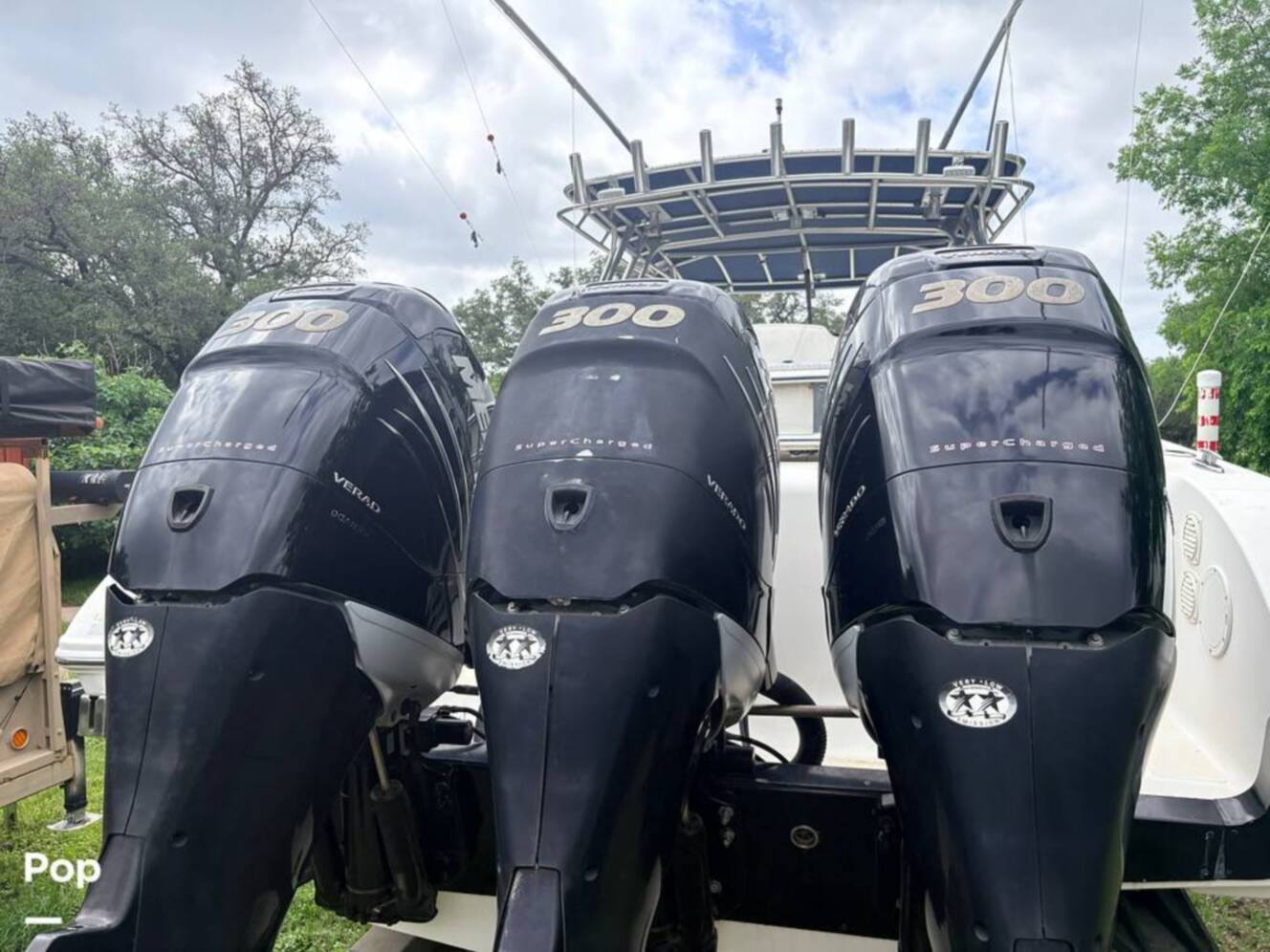 A photo of this 2009 Fountain LX 38
