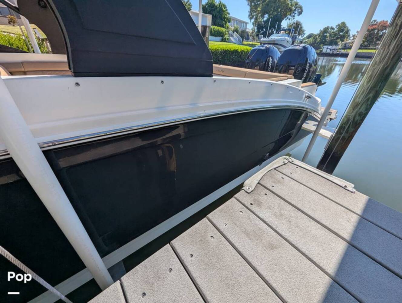 A photo of this 2018 Sea Ray SDX 290