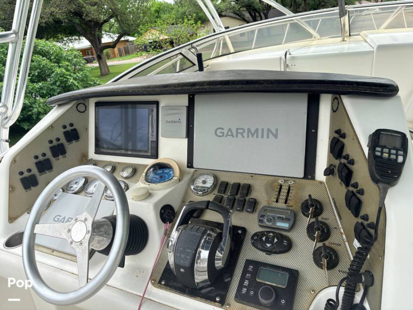 A photo of this 2009 Fountain LX 38