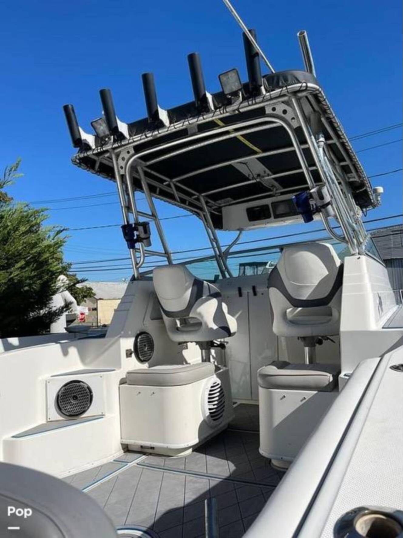 A photo of this 1996 Fountain Sportfish Cruiser