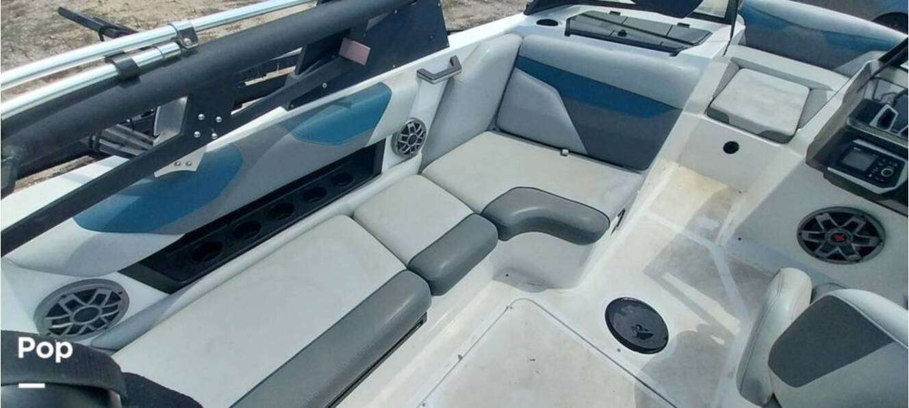 A photo of this 2022 Axis A22
