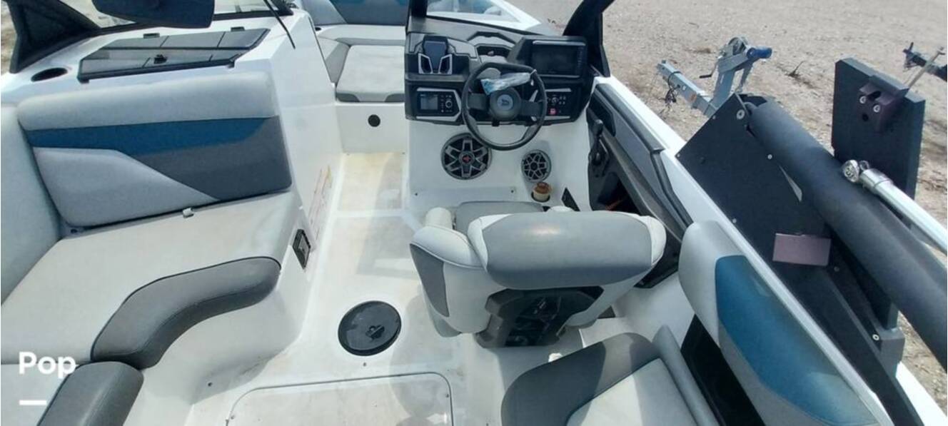 A photo of this 2022 Axis A22