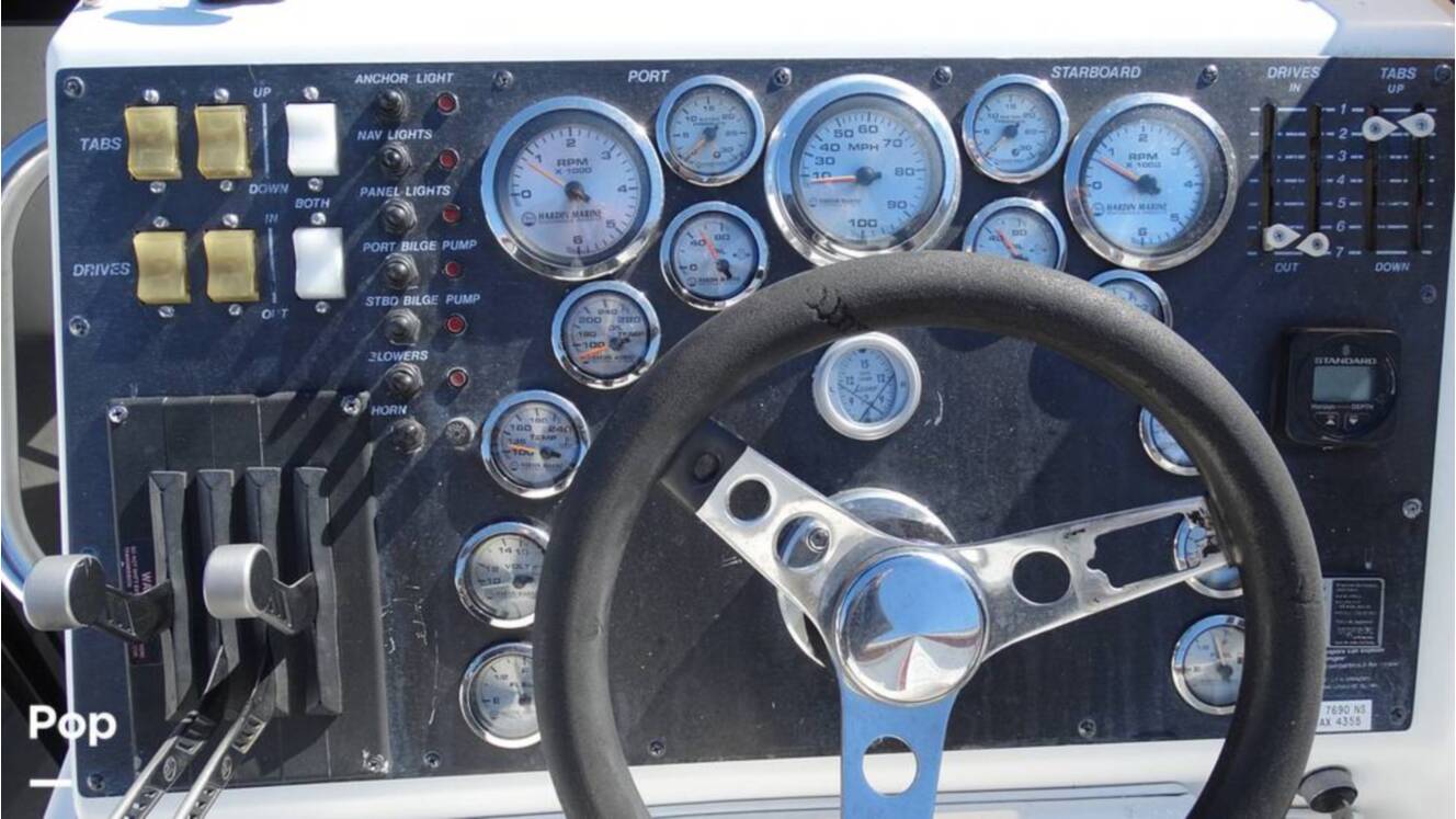 A photo of this 1989 Fountain Fever 38