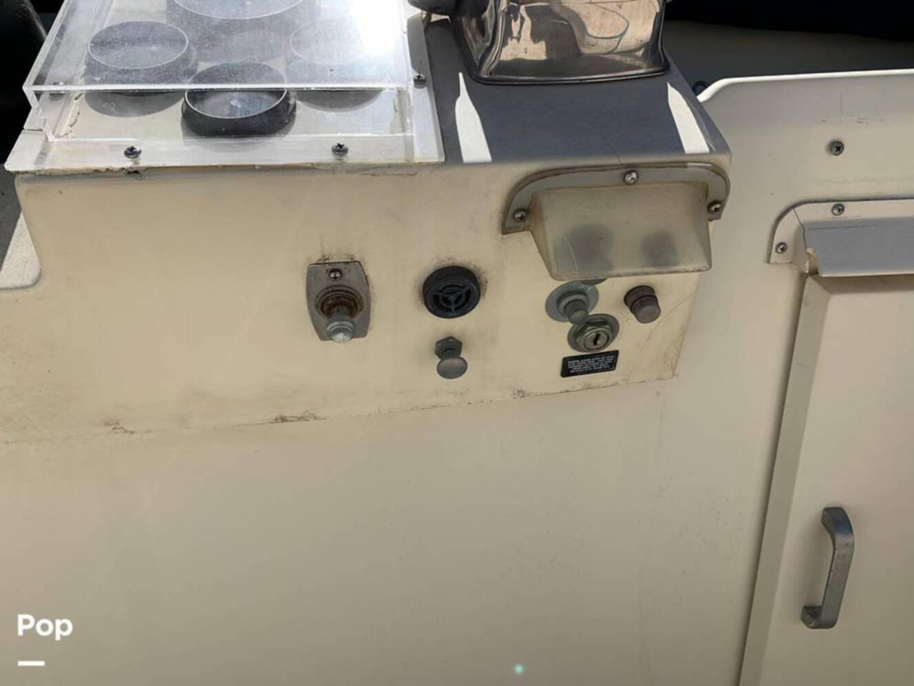 A photo of this 1981 Tollycraft 34 Tri-Cabin